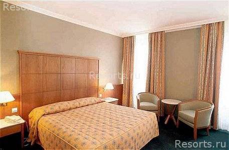 Aston Hotel 12